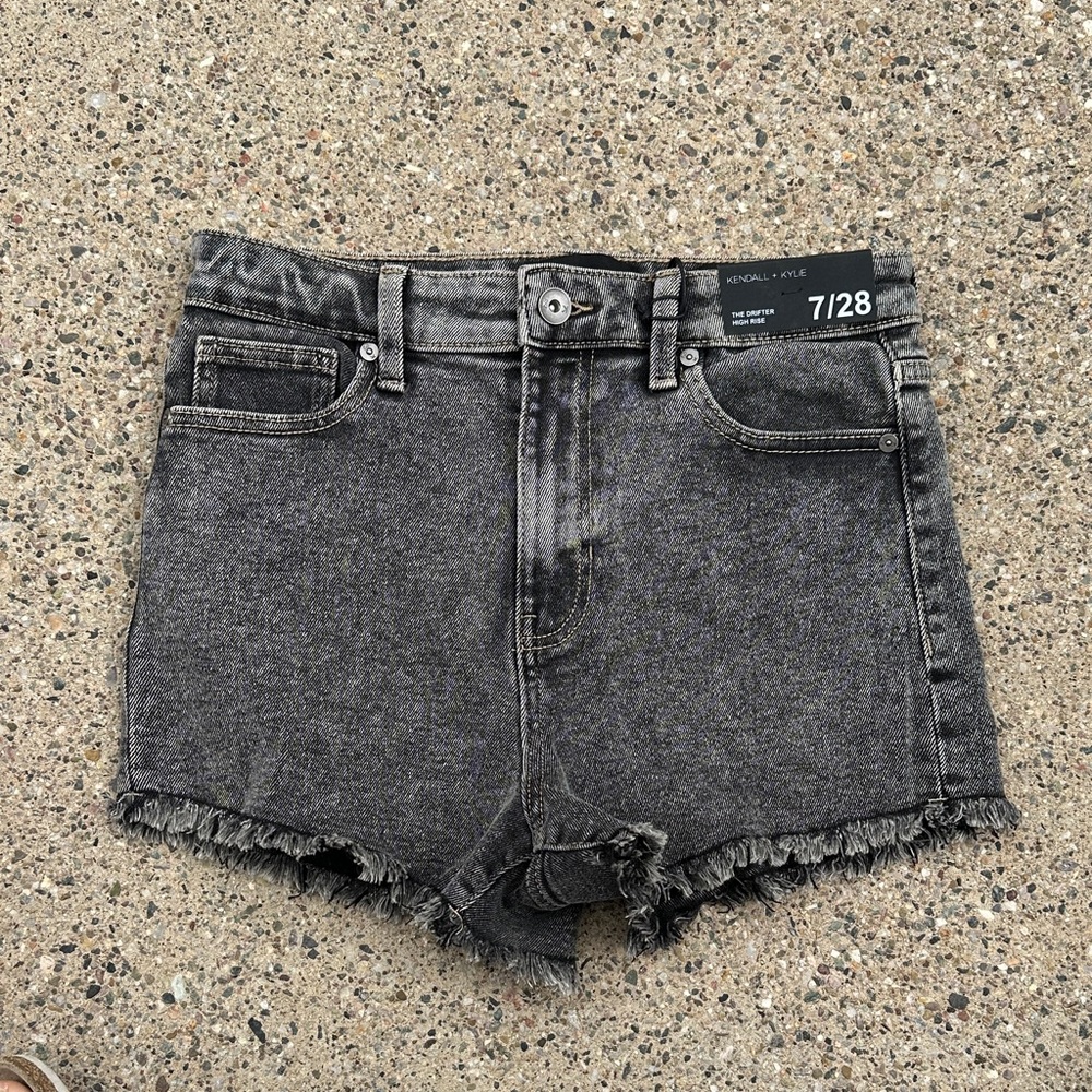 Kendall & Kylie The Drifter High Rise Charcoal Jean Shorts
